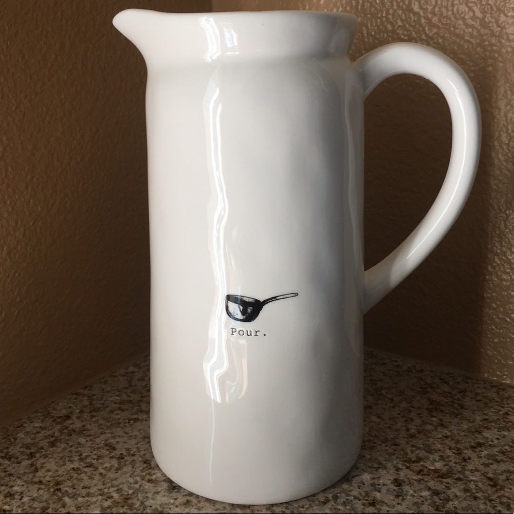 💧Pour Pitcher💧 - Picture 5 of 5